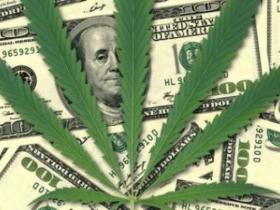 美股盘前 | 川普签法案美国工业大麻合法化、耐克财报超预期大涨9%