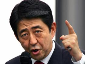 时寒冰:黑田、安倍的寒战与日元走势