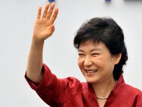 如松:那女人背后的图谋是什么?