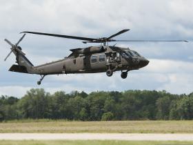 中型通用及攻击直升机：UH-60黑鹰直升机 UH-60 