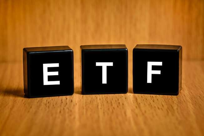 美股双倍回报和三倍回报的etf基金 港美股开户优惠及全球经济要闻