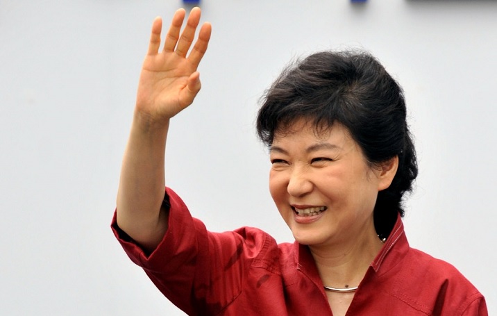 如松:那女人背后的图谋是什么?