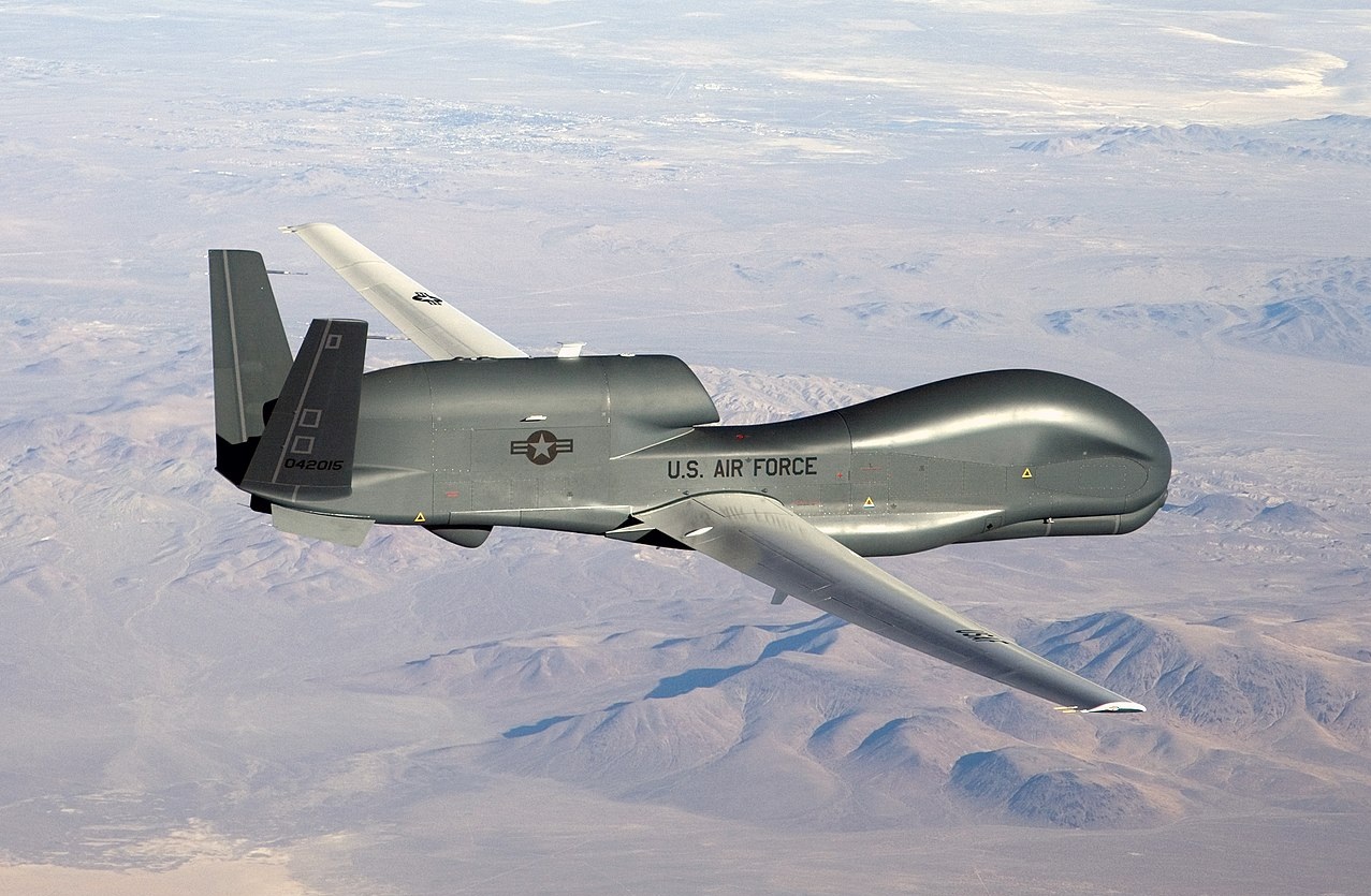 世界最先进无人机:诺斯罗普格鲁曼 RQ-4 Global Hawk 全球鹰无人机-图片1