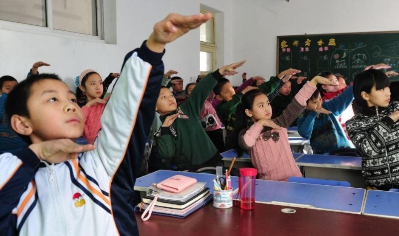 骑白马的农民:未来的世界(三)-图片1