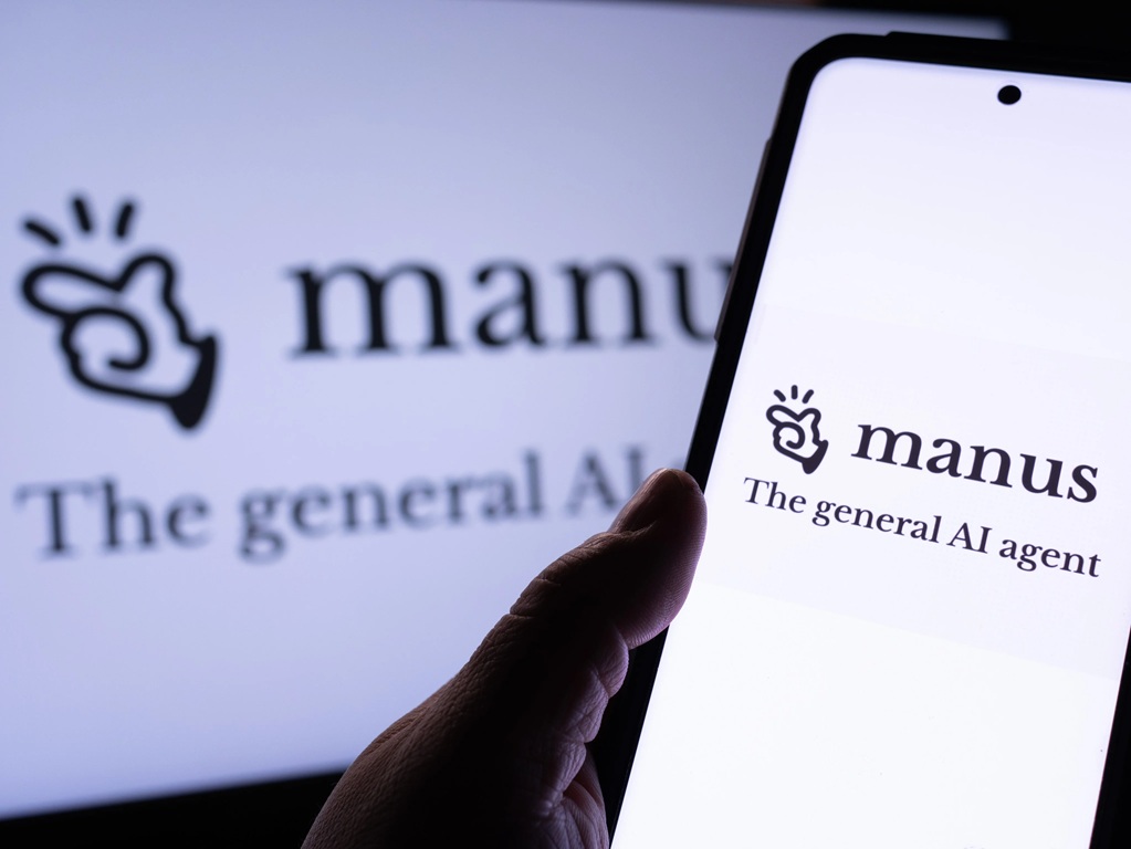 中国多功能人工智能代理开发商：蝴蝶效应科技 Manus AI